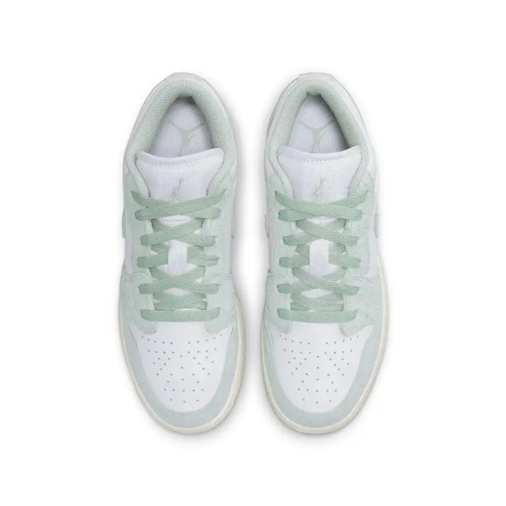 Air Jordan 1 Low Se Light Green (Gs)