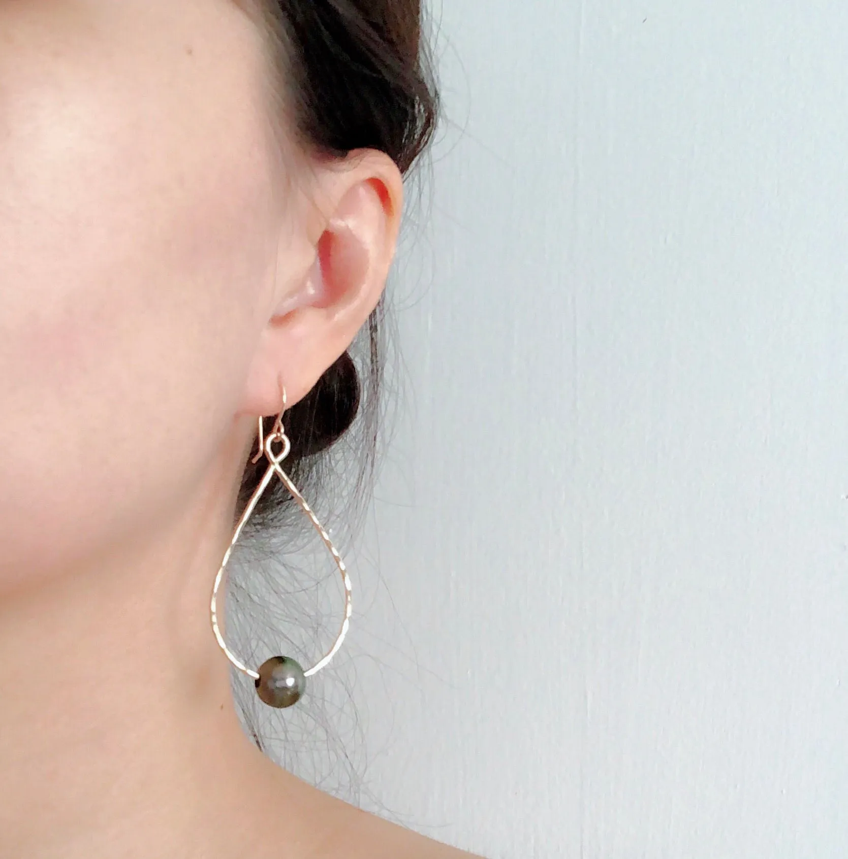 Earrings Molly -  tahitian pearls hoops ( E318)