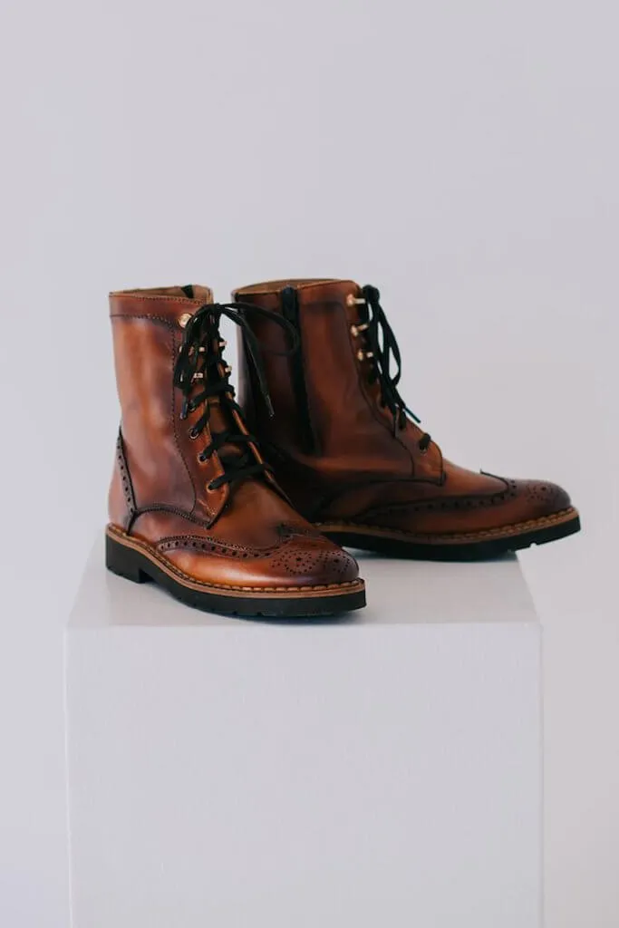 Gaia Lace-up Brogue Boots - Cognac Leather