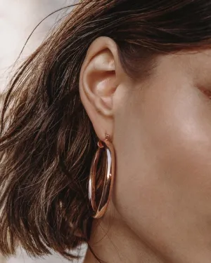 LUV AJ AMALFI HOOPS IN ROSE GOLD