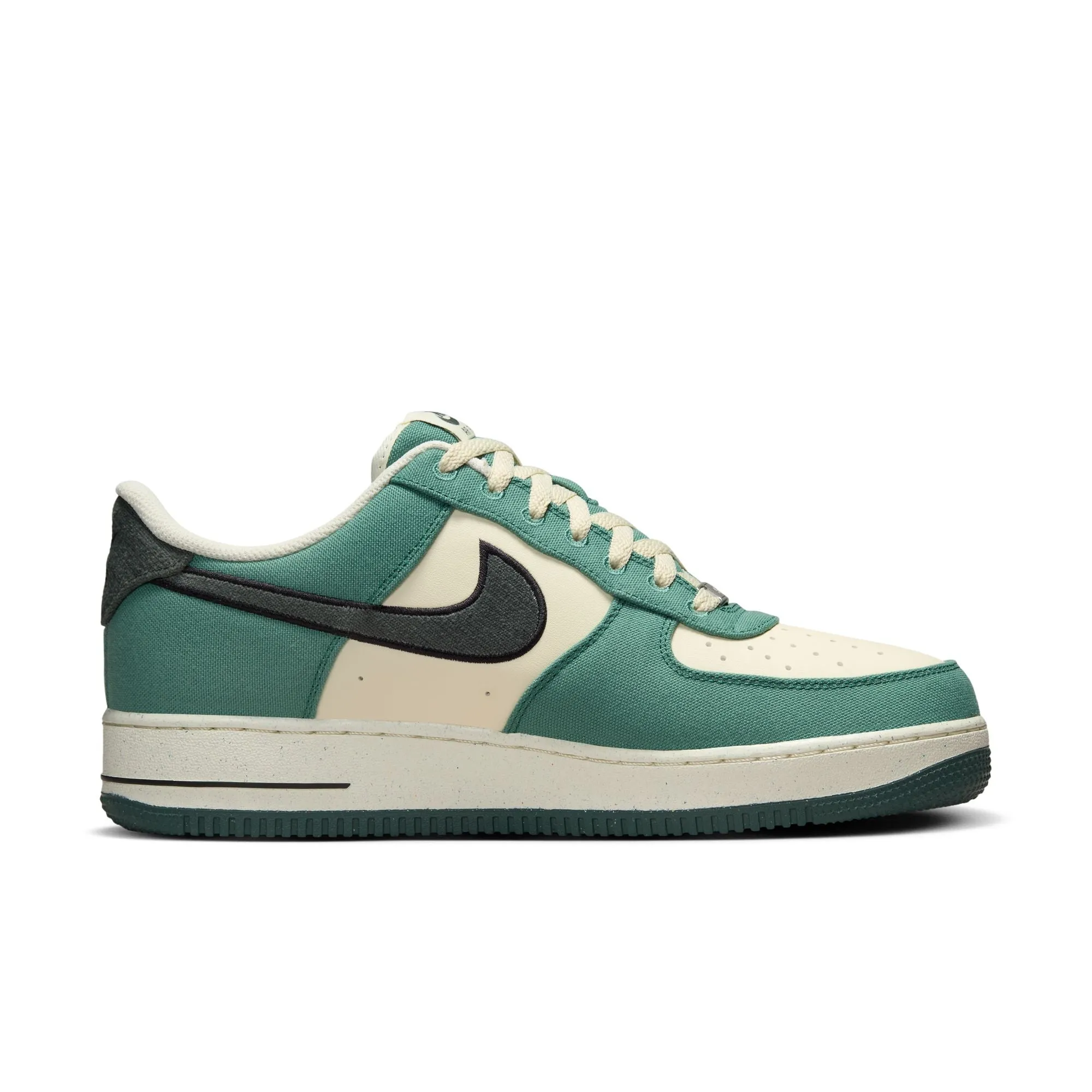 Nike Air Force 1 '07 LV8 (Coconut Milk/Vintage Green)