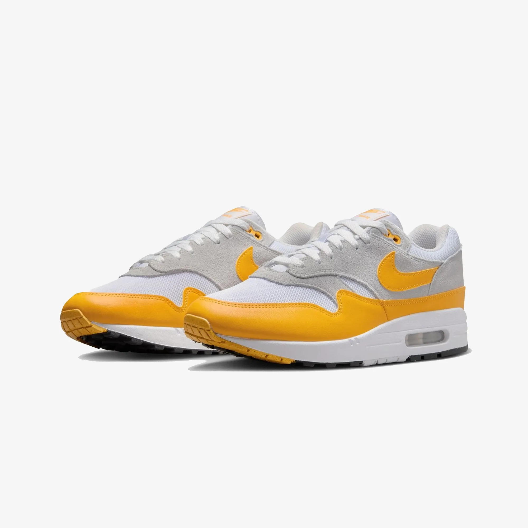 NIKE | AIR MAX 1 ESSENTIAL { WHITE/UNIVERSITY GOLD-PURE PLATINUM