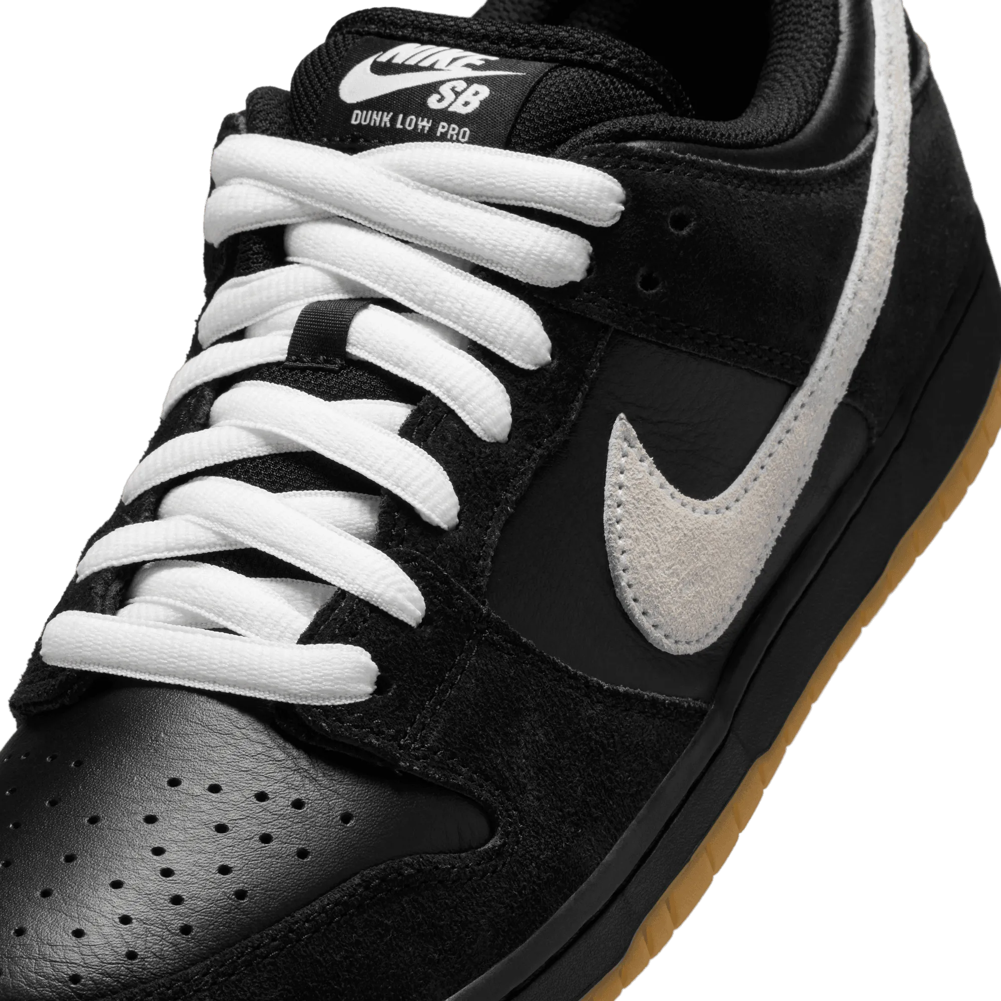 Nike SB Dunk Low Pro Skateboard Shoe - Black/White-Black-Gum Light Brown