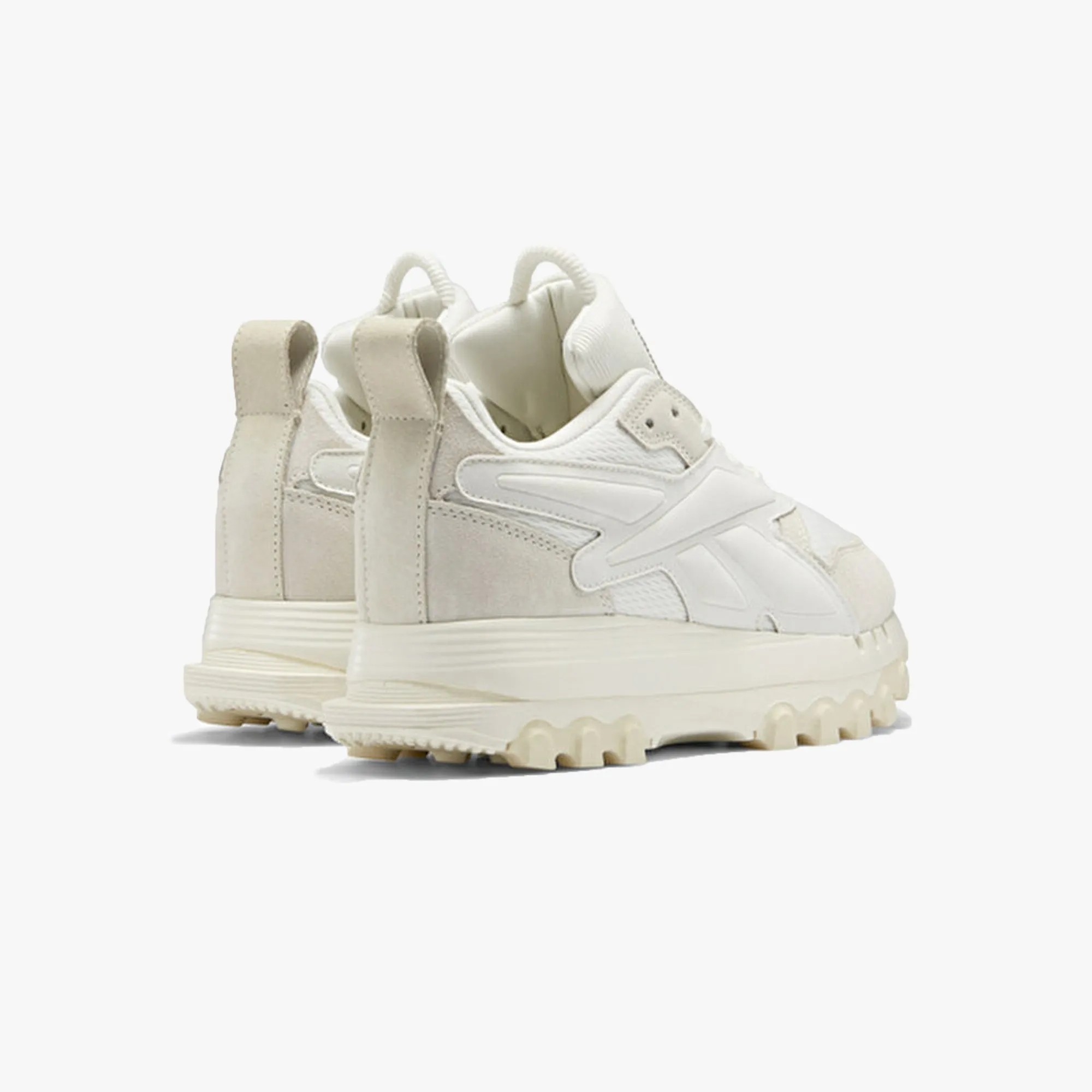 Reebok | WMN'S CARDI B CLASSIC LEATHER V2  { CHALK/ALABASTER