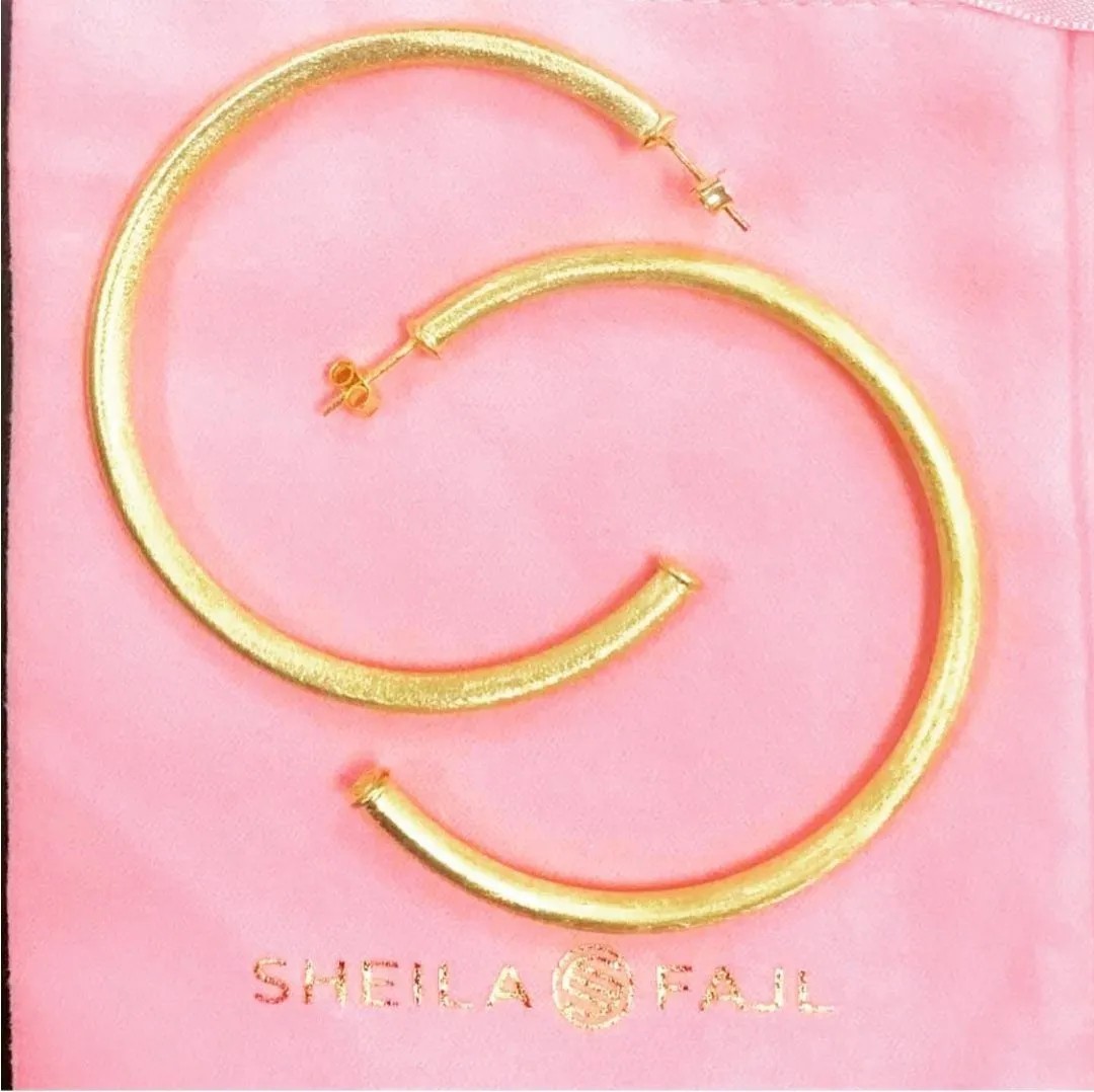 Small Everybody's Favorite Hoops with post in gold by Sheila Fajl