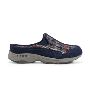 Traveltime 563 Clogs Navy Plaid